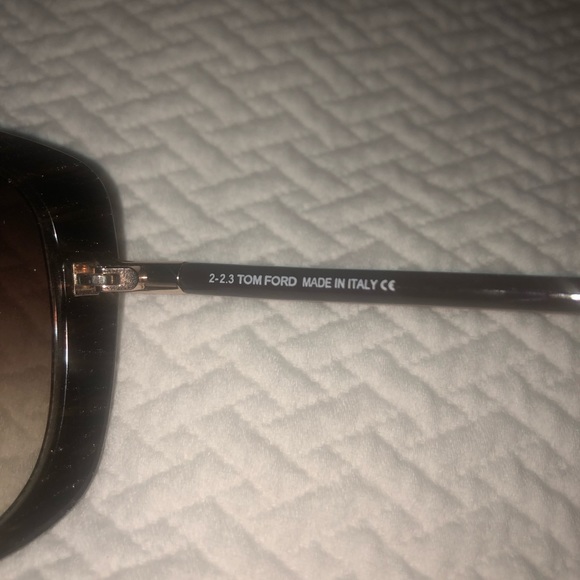 Tom Ford Linda Sunglasses - Picture 2 of 2